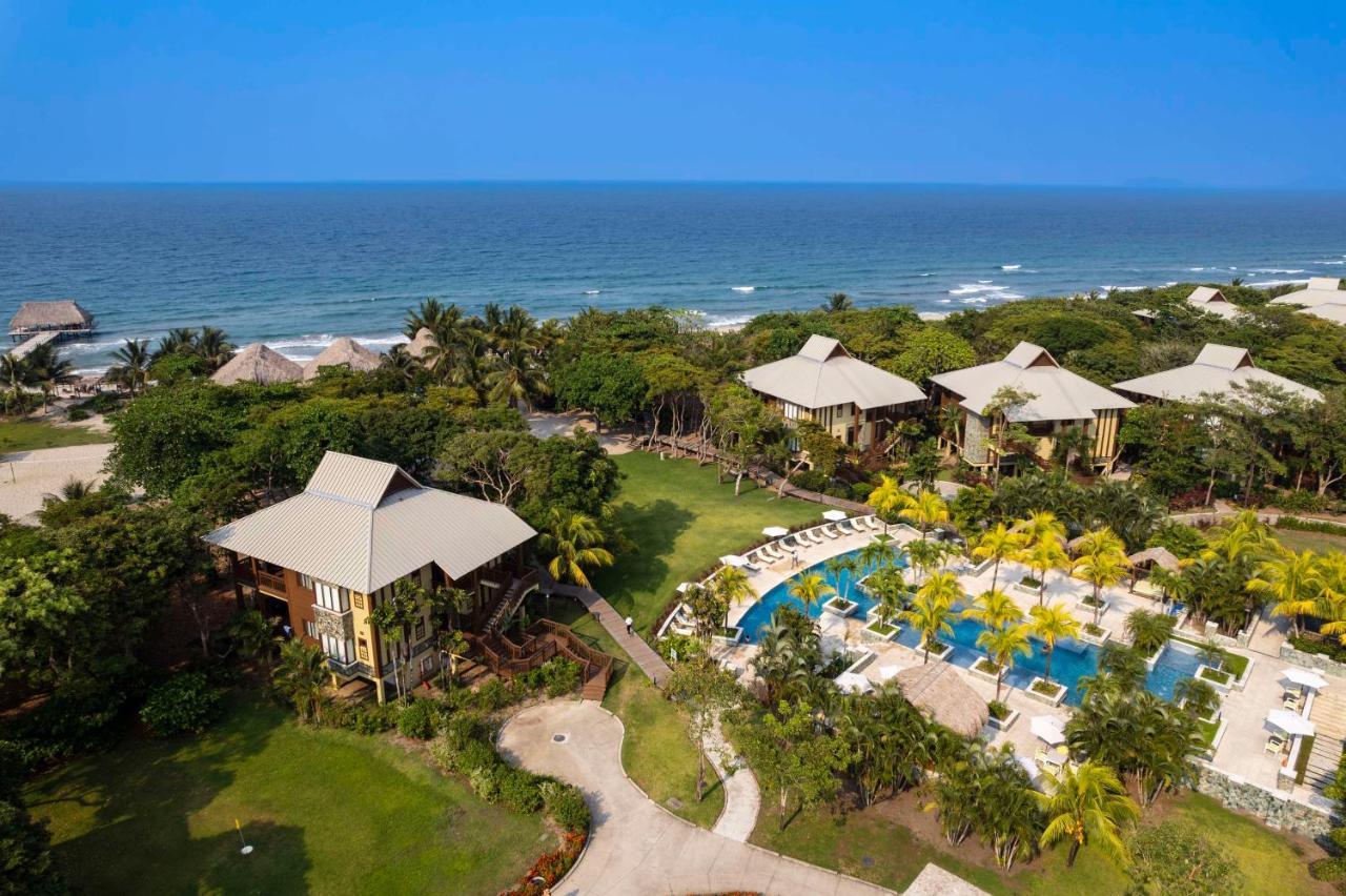 Indura Beach & Golf Resort Curio Collection By Hilton เตลา ภายนอก รูปภาพ