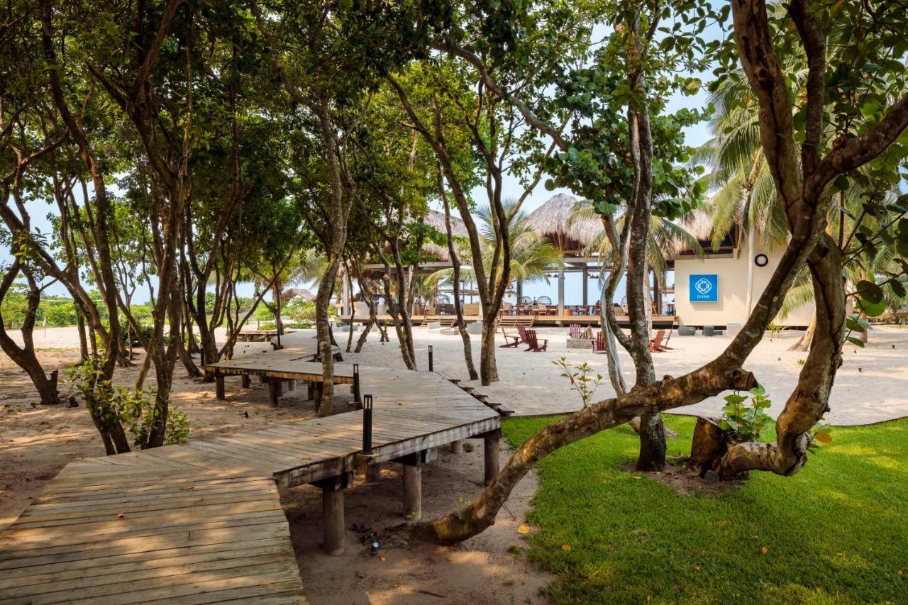Indura Beach & Golf Resort Curio Collection By Hilton เตลา ภายนอก รูปภาพ