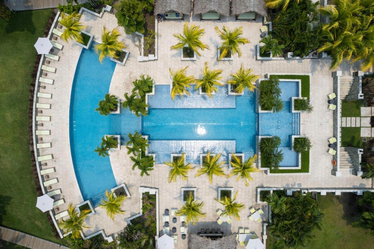 Indura Beach & Golf Resort Curio Collection By Hilton เตลา ภายนอก รูปภาพ